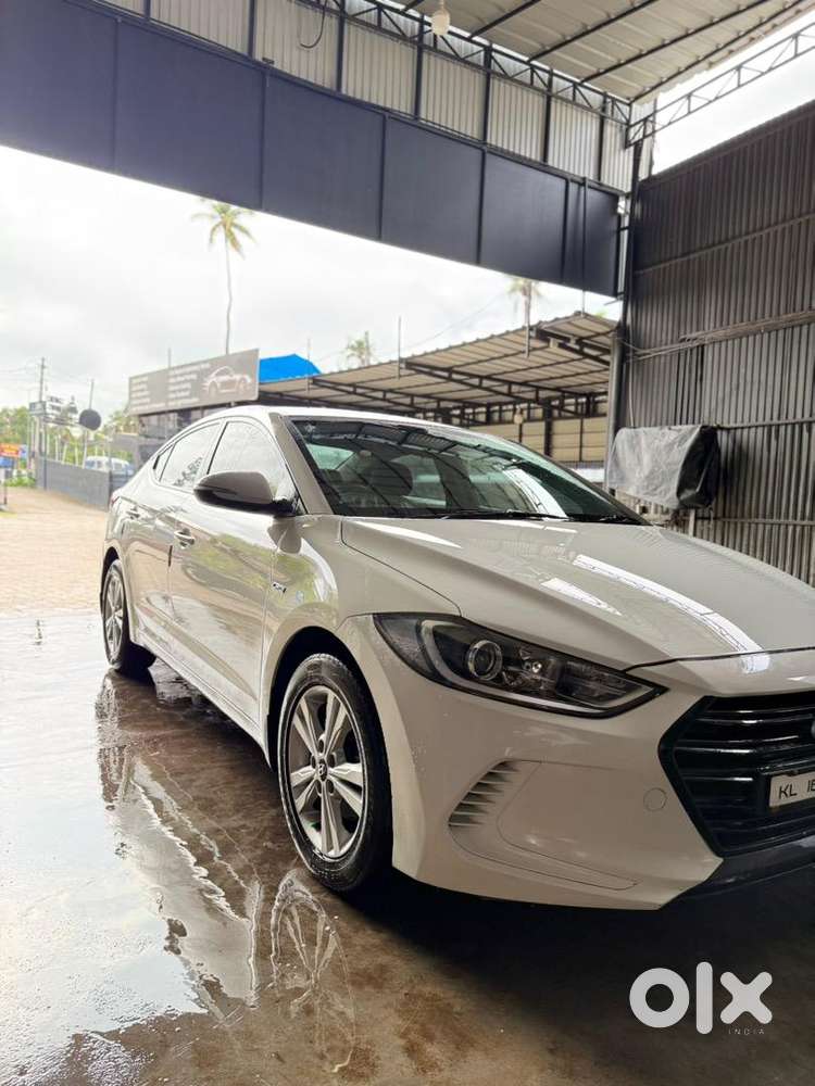 Hyundai Elantra - Diesel 2017 Manual