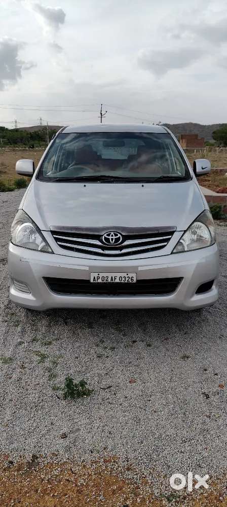 Toyota Innova 2010 Diesel 190000 Km Driven