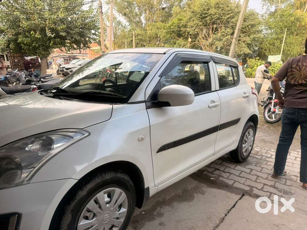 2018 Maruti Swift Lxi
