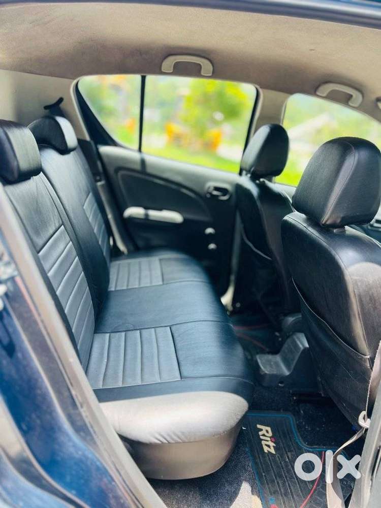 Maruti Suzuki Ritz Lxi, 2011, Petrol