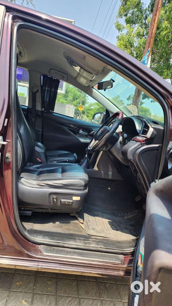 Toyota Innova Crysta 2.4 Zx Mt, 2016, Diesel