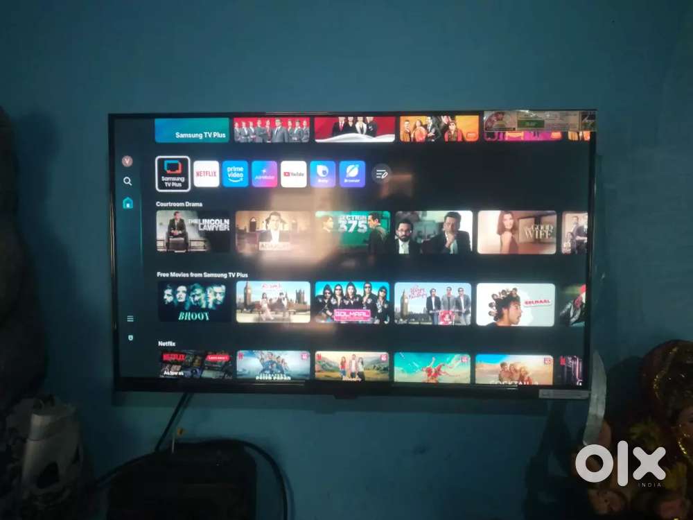 Samsung TV 32 inch new TV good condition