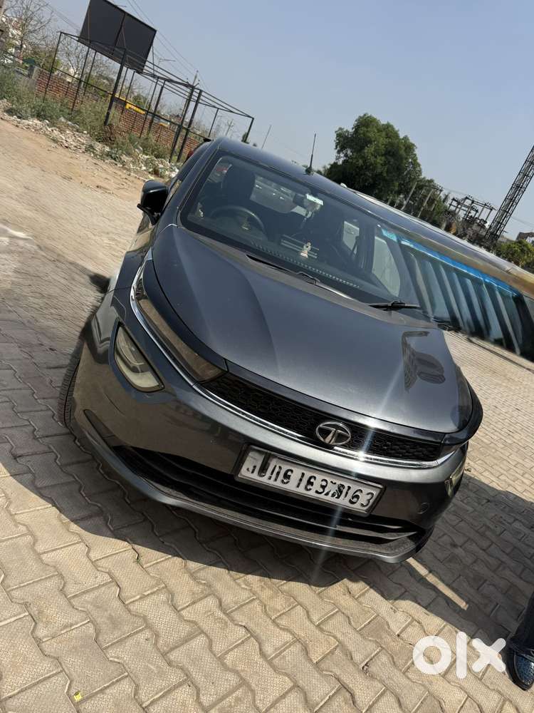 Tata Altroz 1.2 Xe Plus Petrol, 2022, Petrol