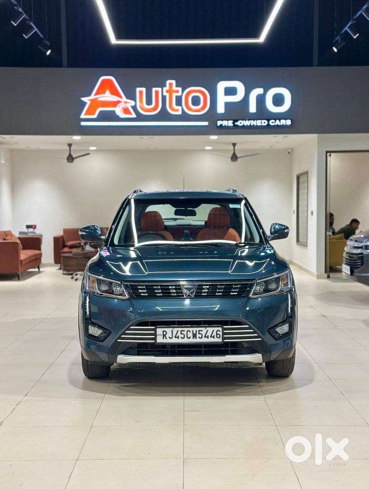 Mahindra Xuv300 W8 Diesel, 2023, Diesel