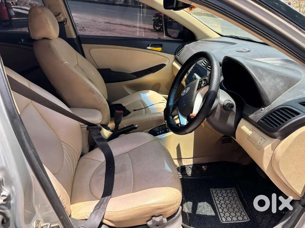 Hyundai Fluidic Verna 2012