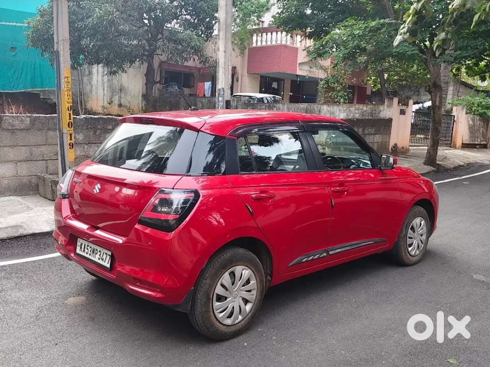 Maruti Suzuki Swift Vxi, 2025, Petrol
