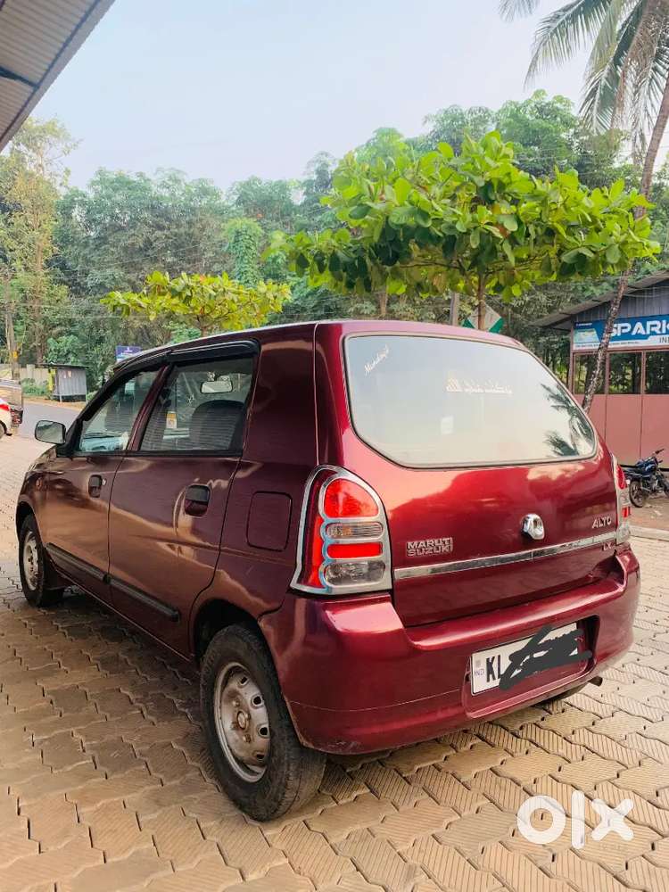 Maruti Suzuki Alto Lx-ac
Petrol
Year:2007
3rd Owner
Colour :red
