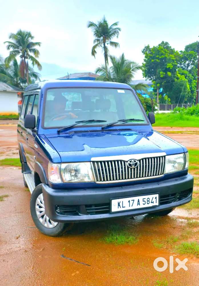 Toyota Qualis 2004 Gs, Well Maintained