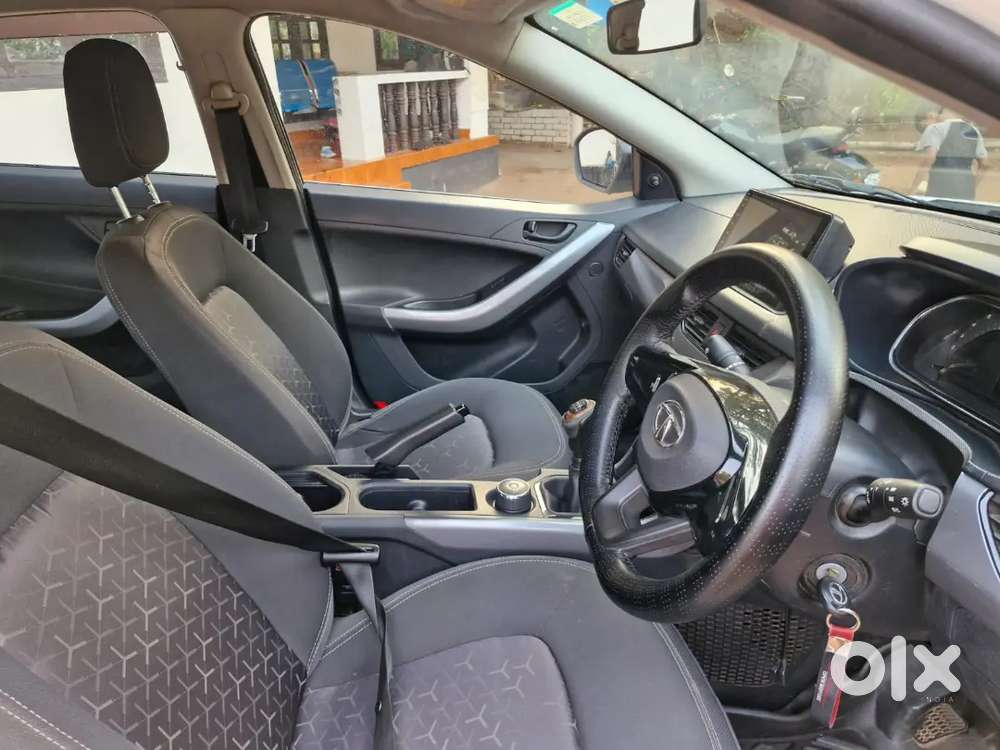 Nexon 2020  Diesel At  2nd Owner  95k Km Driven