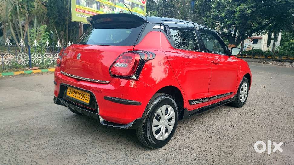 Maruti Suzuki New-gen Swift Vxi, 2023, Petrol