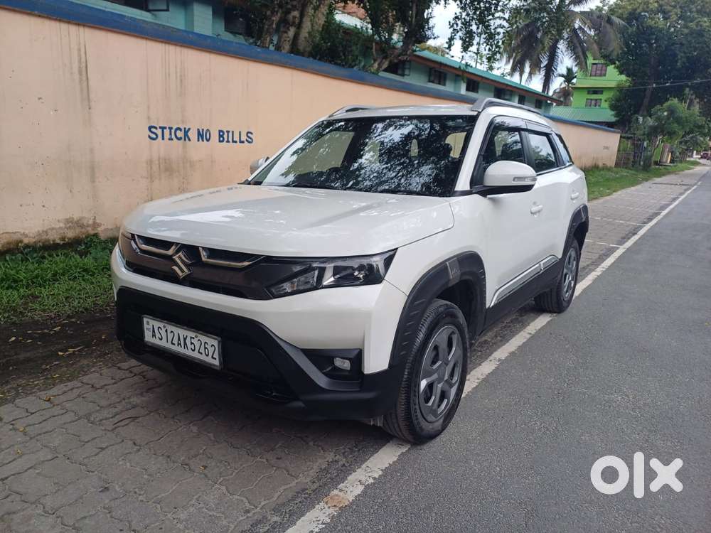 Maruti Suzuki Brezza 1.5 Lxi Smart Hybrid, 2024, Petrol