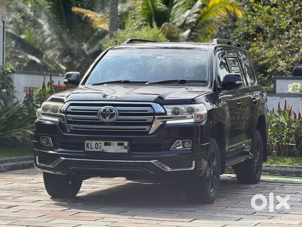 Toyota Land Cruiser [2015-2020] 4.5 Vx Lc 200, 2015, Diesel