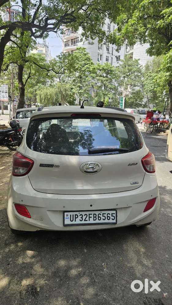 Showroom Condition With Excellent 30km Milage