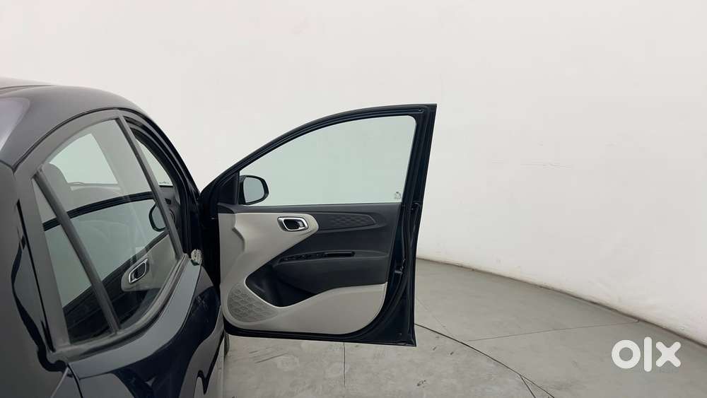 Hyundai Aura Sx 1.2 Petrol, 2022, Petrol