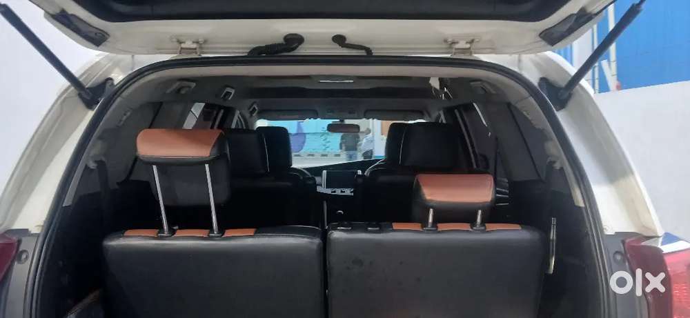 Toyota Innova Crysta 2019