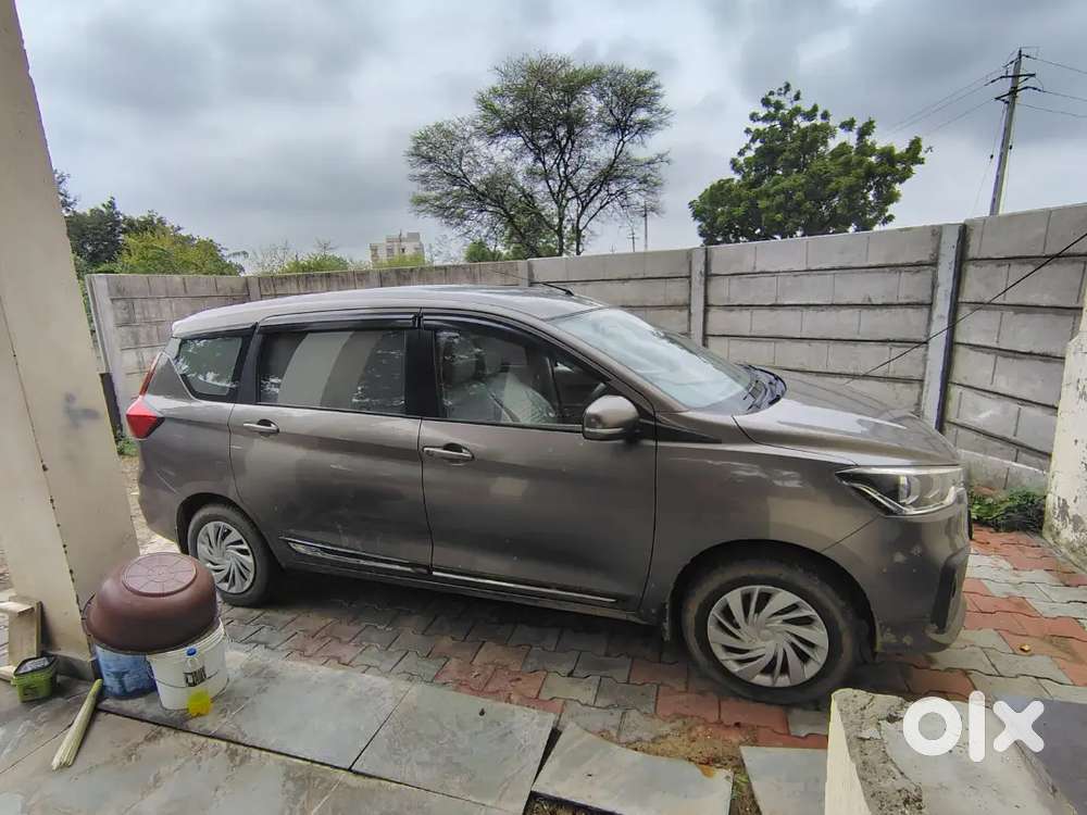 Maruti Suzuki Ertiga 2023. Full Maintain Kar Service Record Me