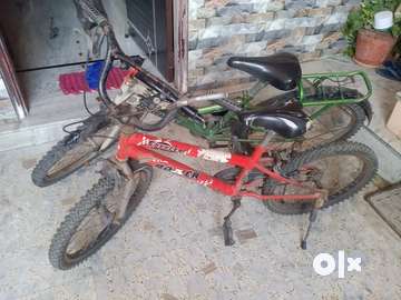 2 cycle. 1 BMX cycle and 1 Sparx Hercules cycle Bicycles 1791682334