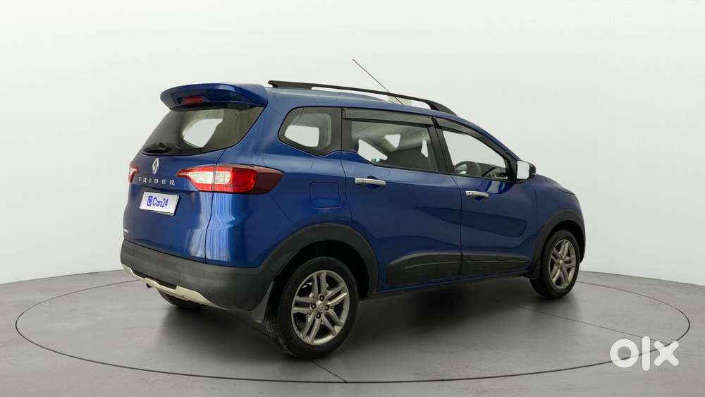 Renault Triber Rxz, 2022, Petrol