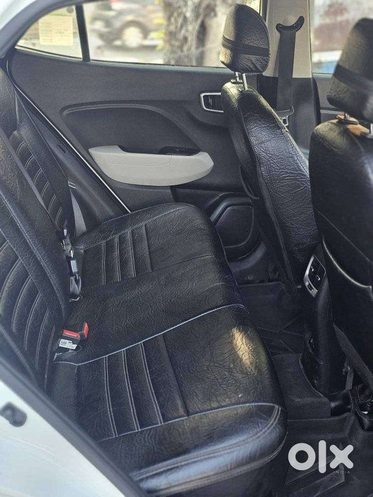 Hyundai Venue 1.2 S (o), 2023, Petrol