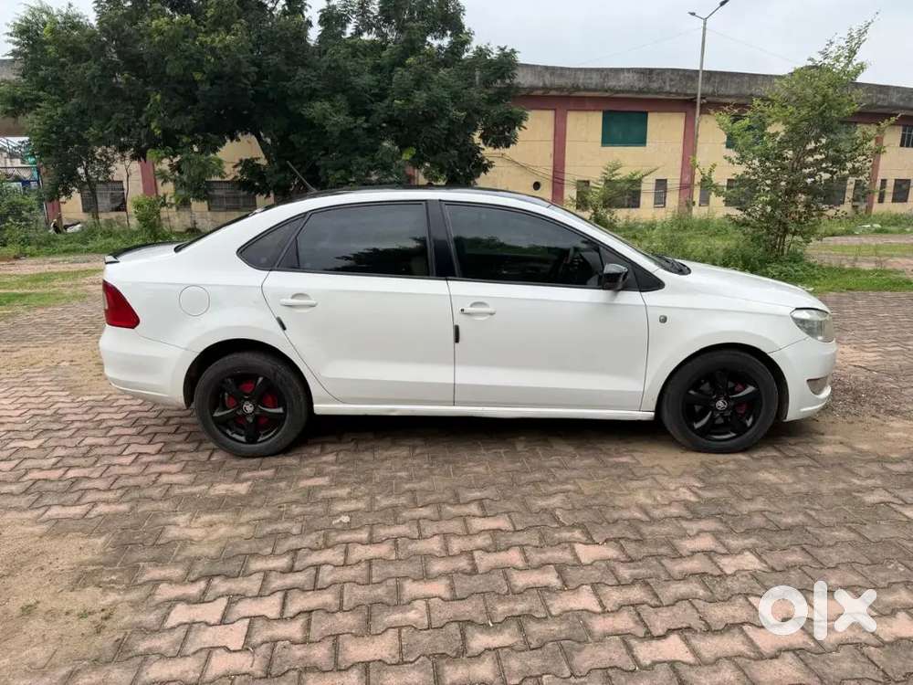 Skoda Rapid 2015 Diesel Manual