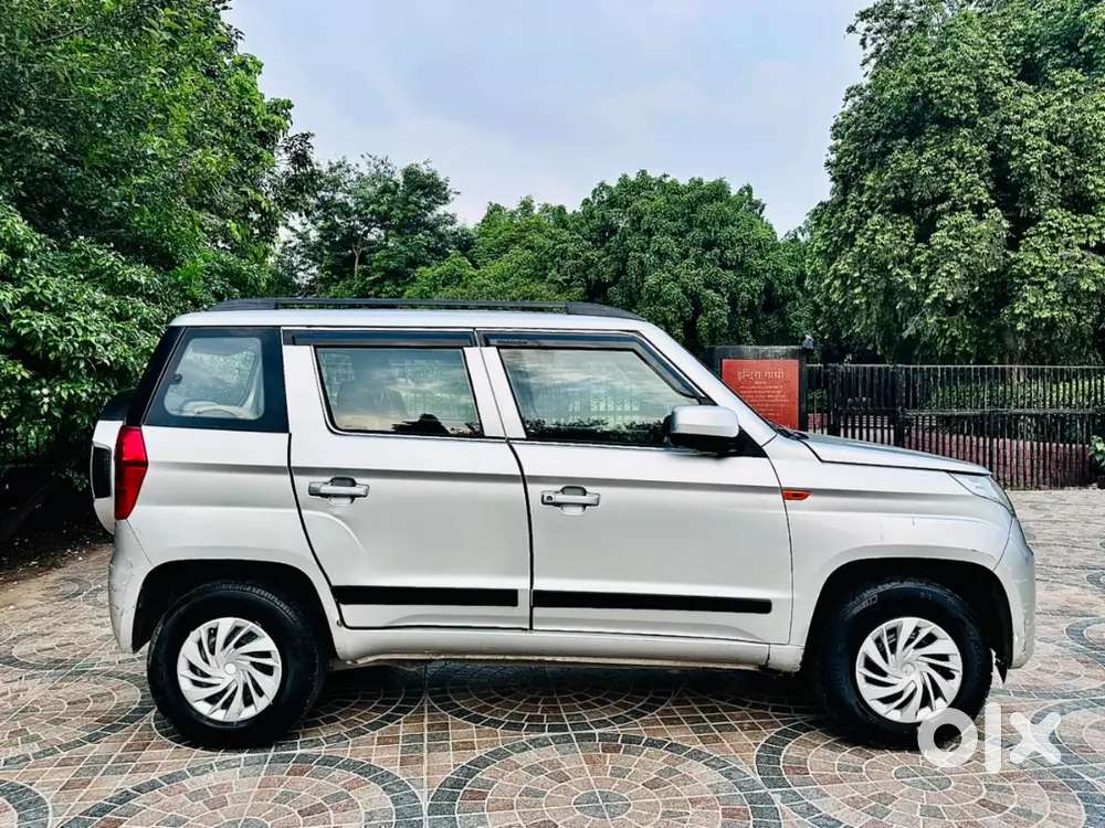 Mahindra Tuv 300 2018