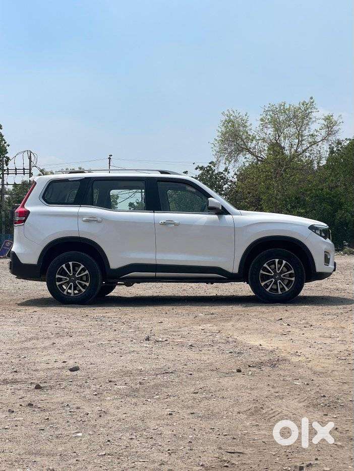 Mahindra Scorpio N Z8 L Petrol Mt 7 Str, 2022, Petrol