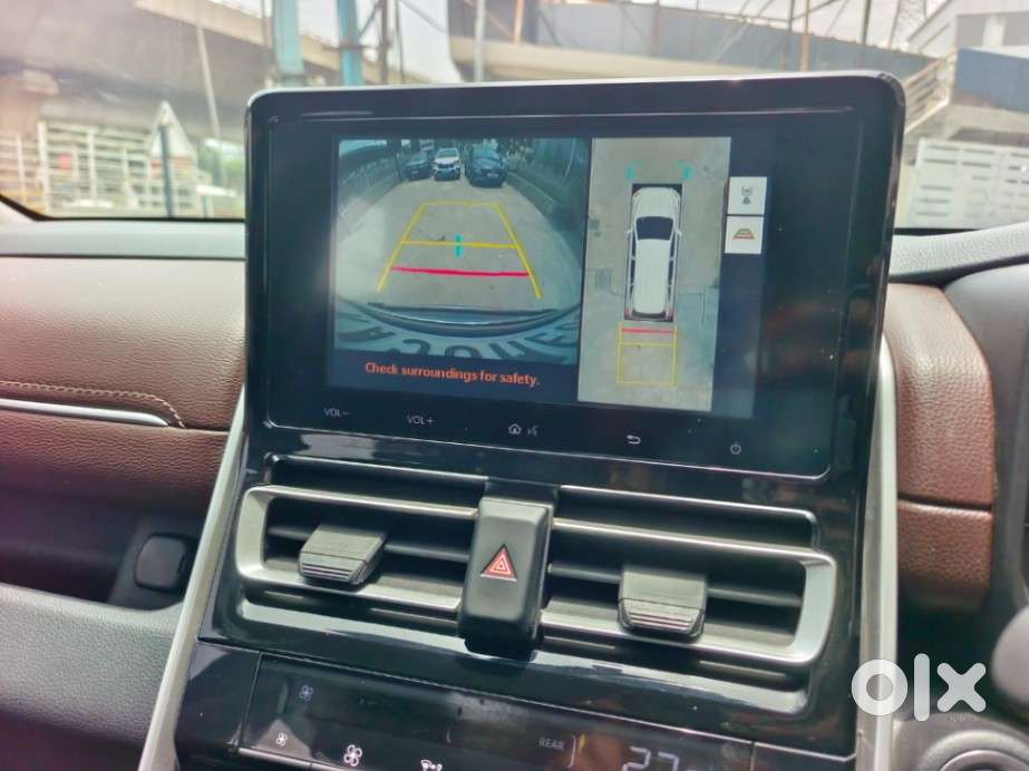 Toyota Innova Hycross Gx (o), 2025, Petrol
