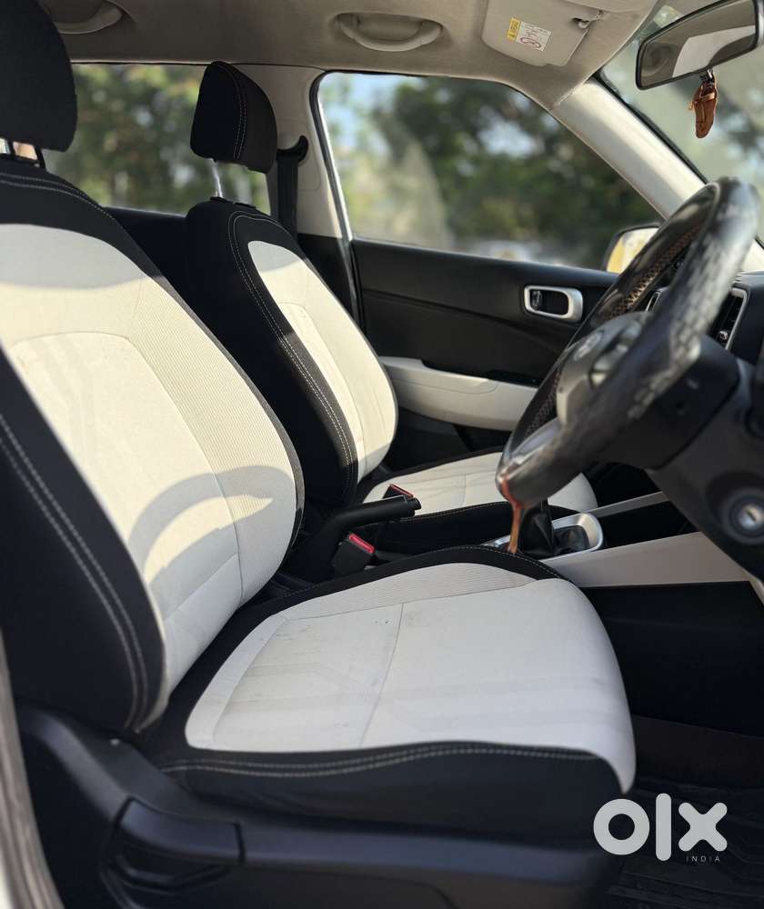 Hyundai Venue E 1.2 Petrol, 2022, Petrol