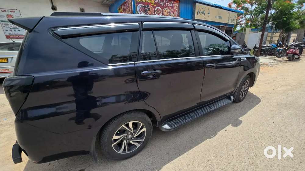 Toyota Innova Crysta Diesel 2022