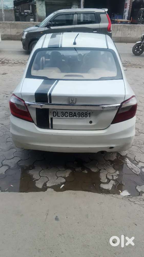 Honda Amaze V Petrol 2014