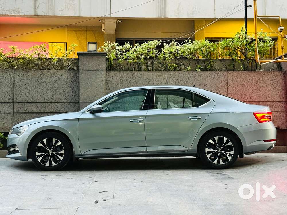 Skoda Superb 2.0 Tsi At L&k, 2020, Petrol
