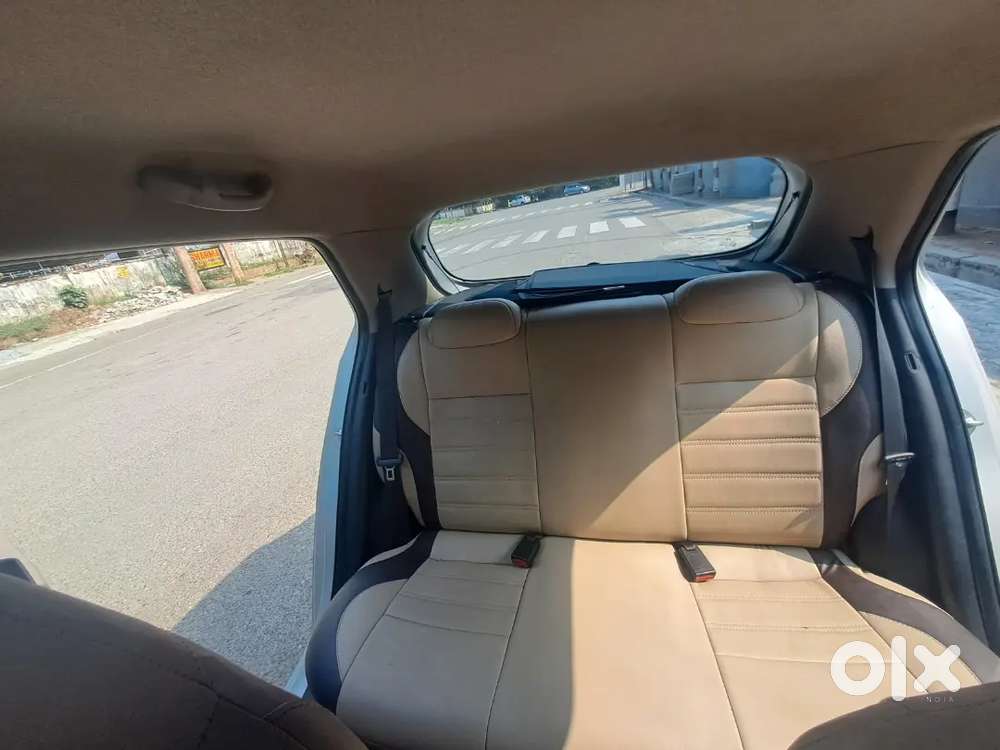 Hyundai Grand I10 Sportz 2015