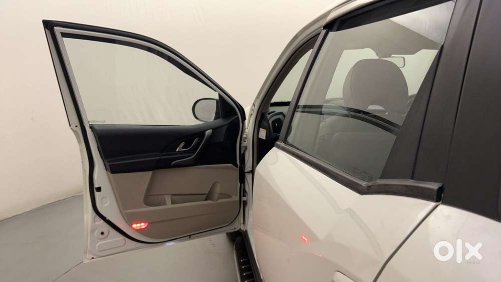 Mahindra Xuv500 W8 At, 2017, Diesel