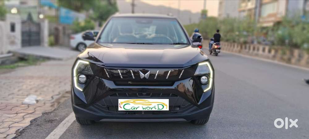 Mahindra Xuv 3xo Ax5 Ds Mt, 2025, Petrol