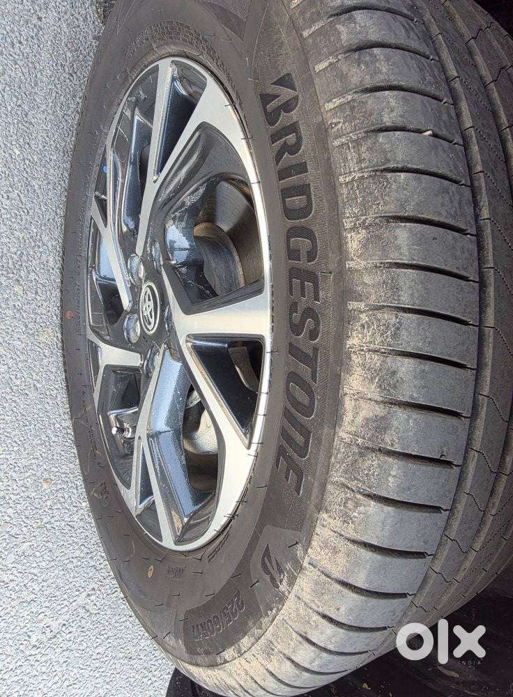 Toyota Urban Cruiser Hyryder V Hybrid Aero Edition, 2024, Petrol