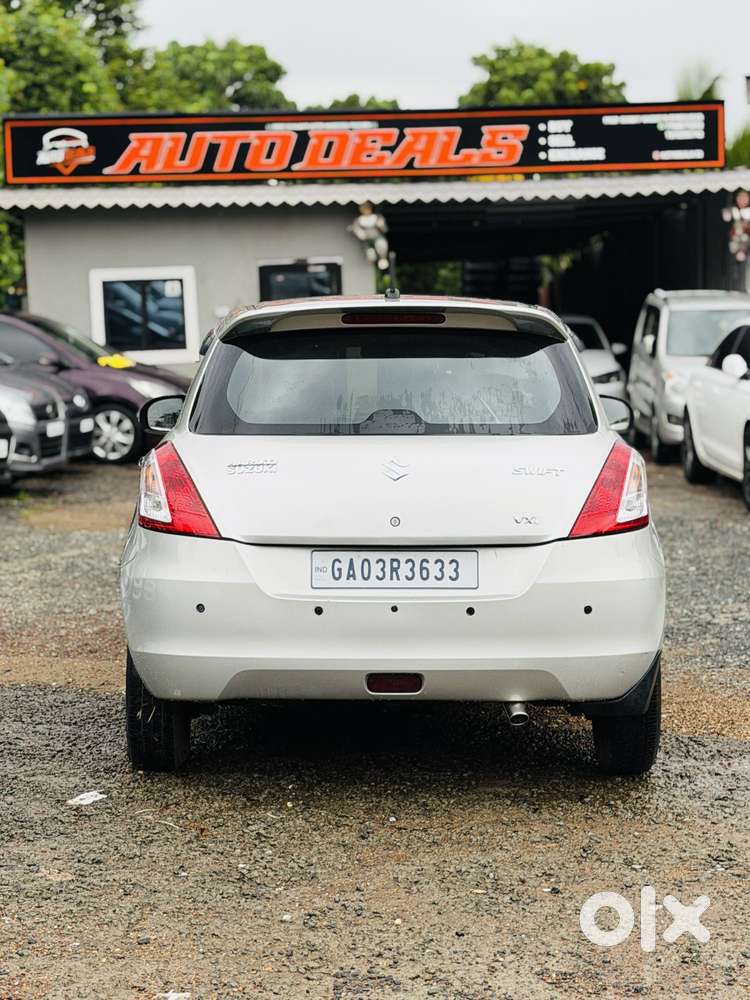Maruti Suzuki Swift Vxi Abs Bsiv, 2016, Petrol