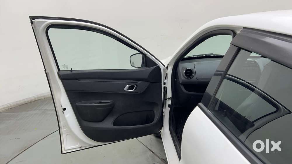 Renault Kwid 1.0 Rxt Sce Special (o), 2019, Petrol