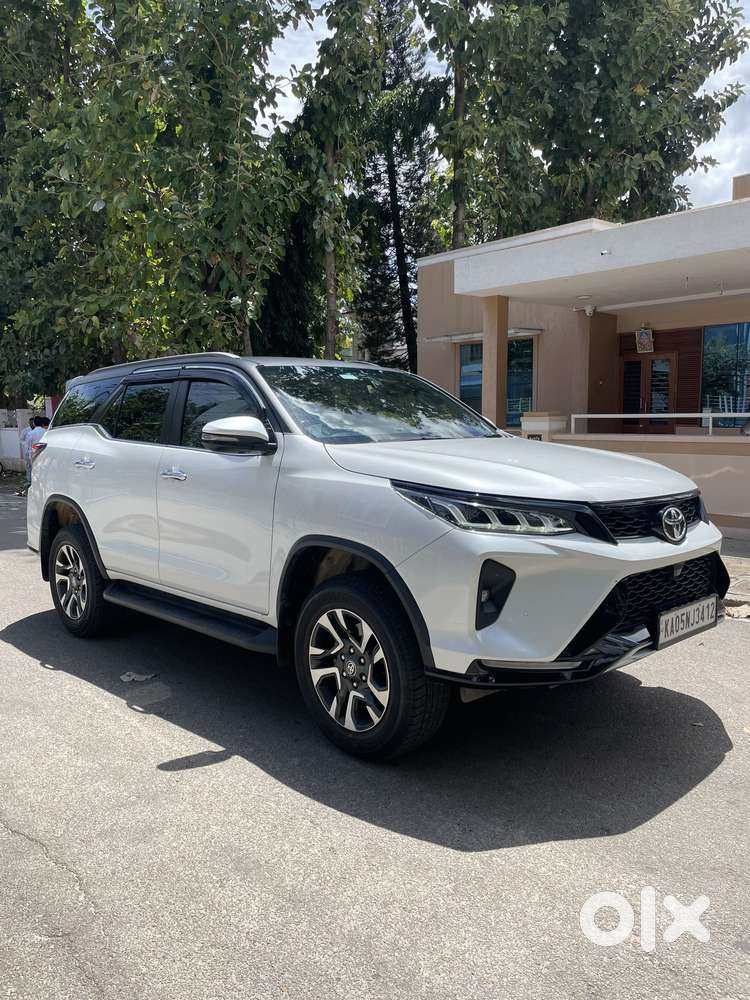 Toyota Fortuner Legender 4X2 AT 2.8, 2023, Diesel