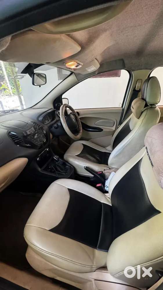 Ford Aspire Titanium Blu 2015