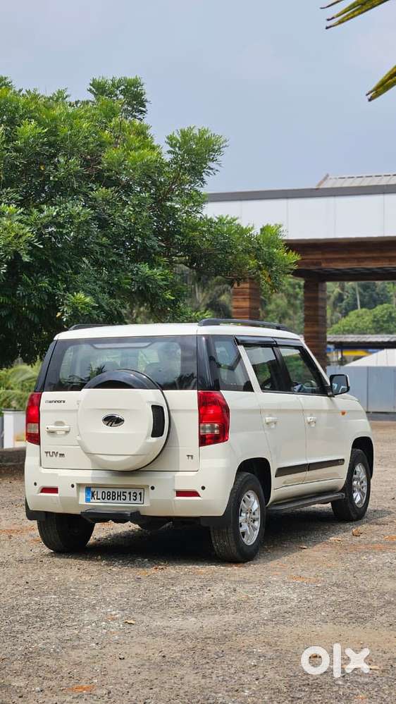 Mahindra Tuv 300 T8 Amt (automatic), 2015, Diesel