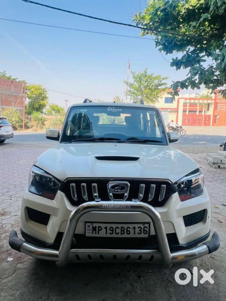 Mahindra Scorpio 2017 Diesel Well Maintained