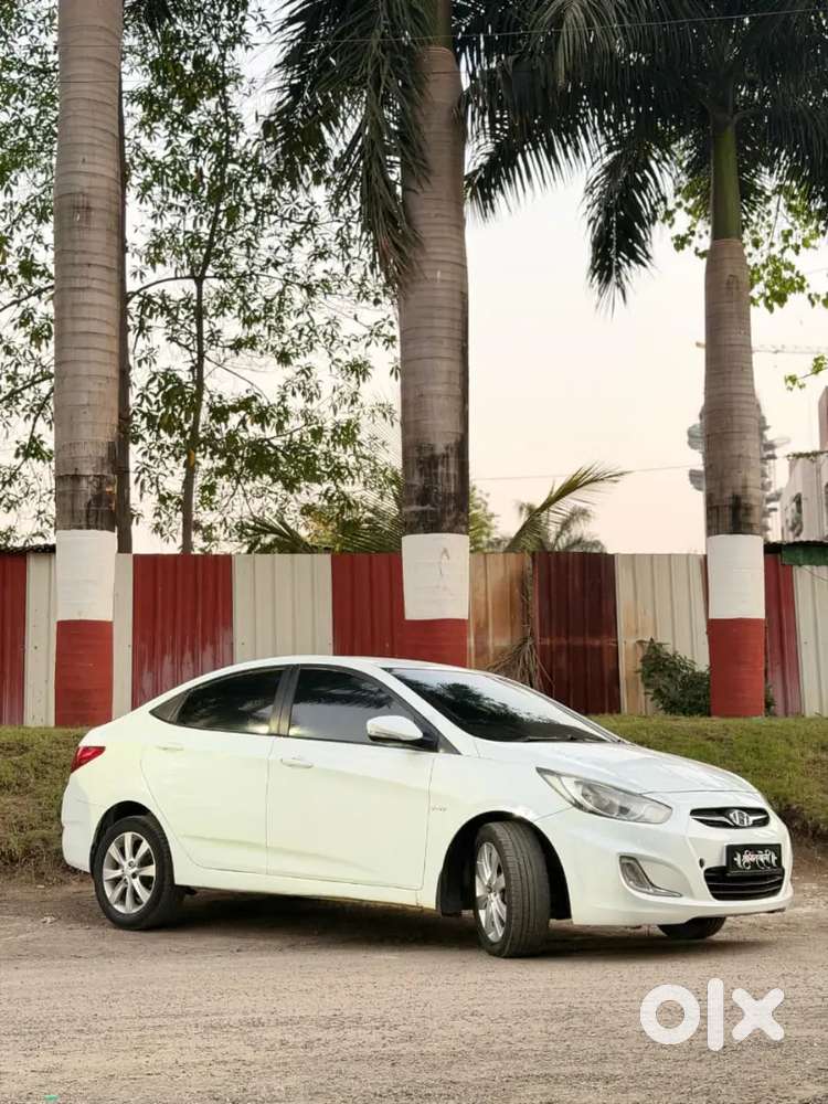 Hyundai Verna 2012 Petrol 77000 Km Driven