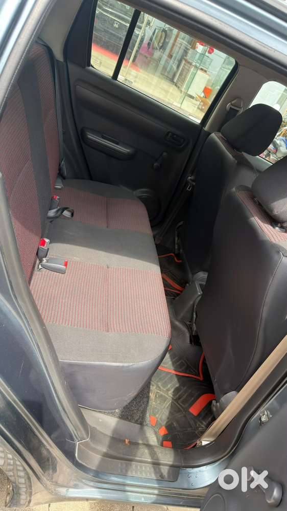Maruti Suzuki Swift Lxi Optional-o, 2009, Petrol
