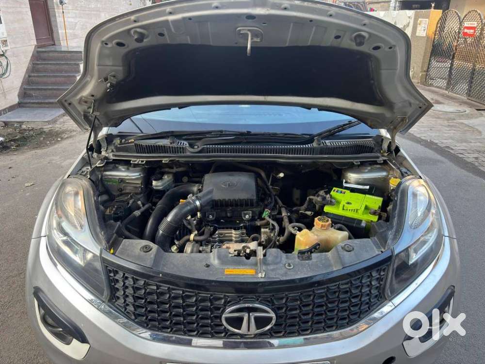 Tata Nexon 1.2 Revotron Xza Plus, 2018, Petrol