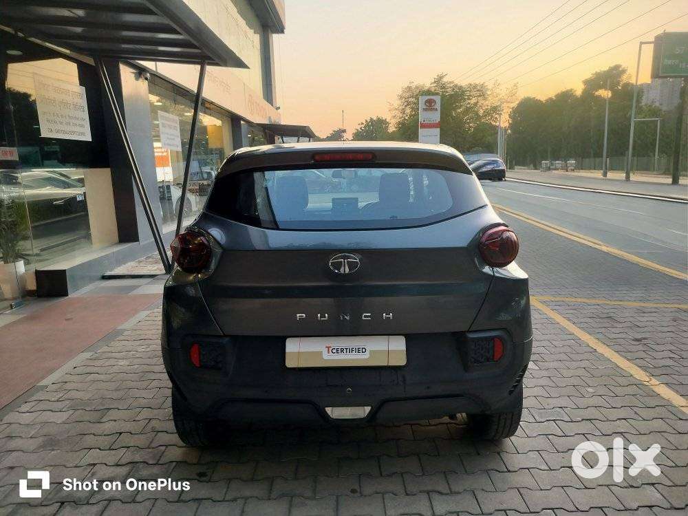 Tata Punch 1.2 Revotron Adventure Camo Rhythm Amt, 2022, Petrol