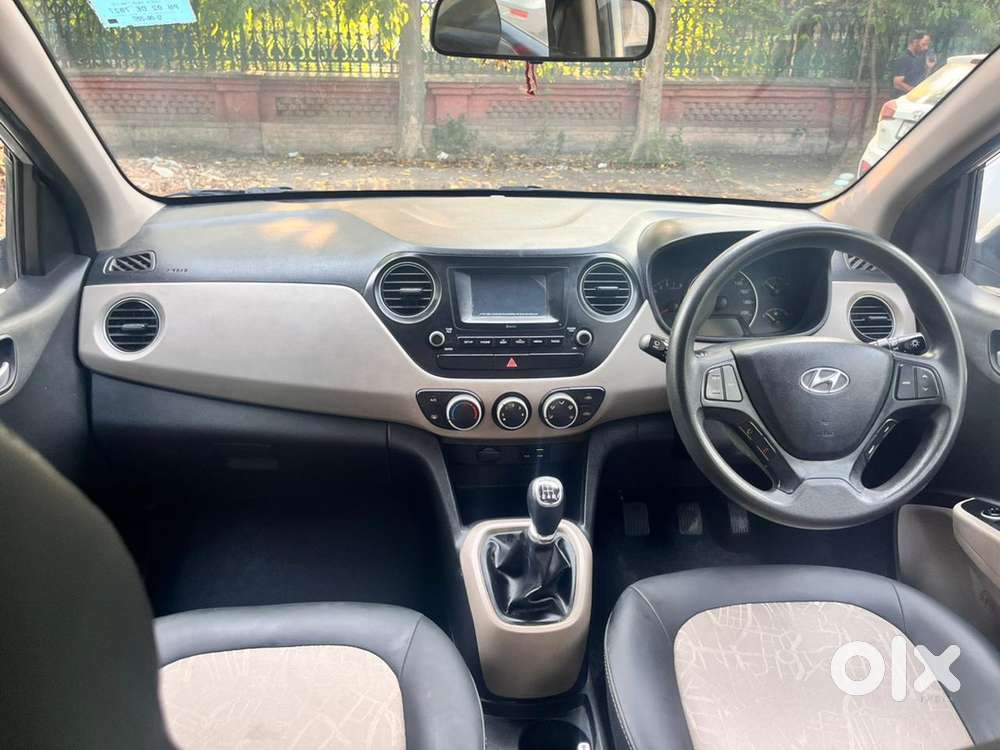 Hyundai Grand I10 Sportz 2017 Petrol