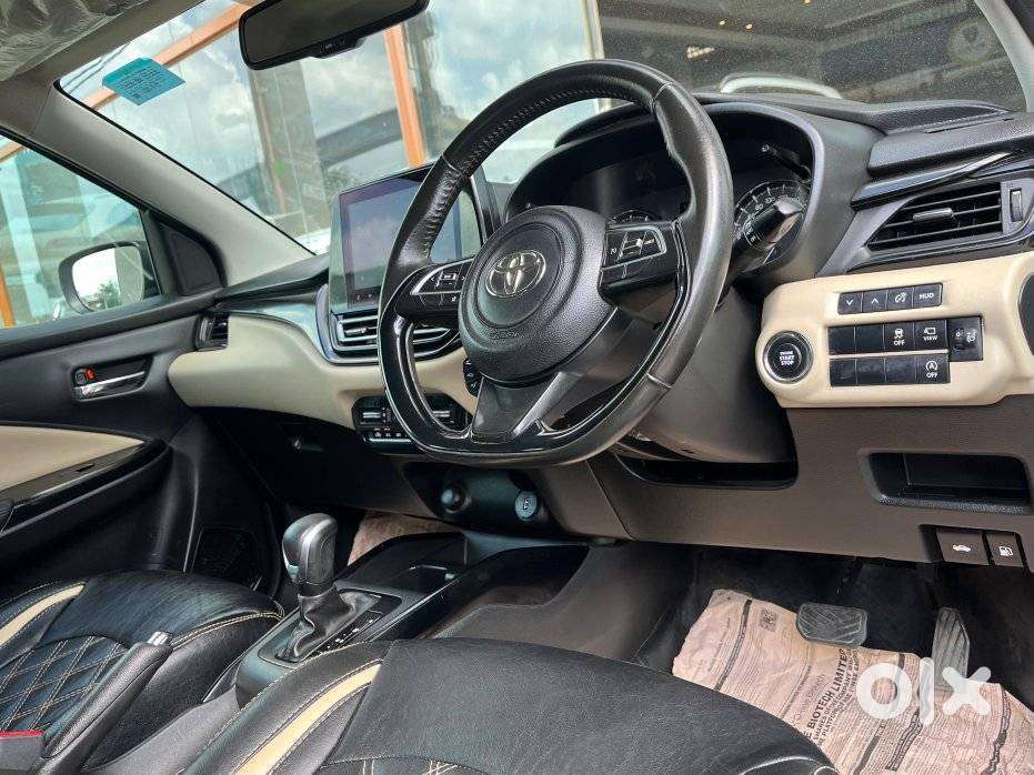 Toyota Glanza 1.2 V Amt, 2022, Petrol
