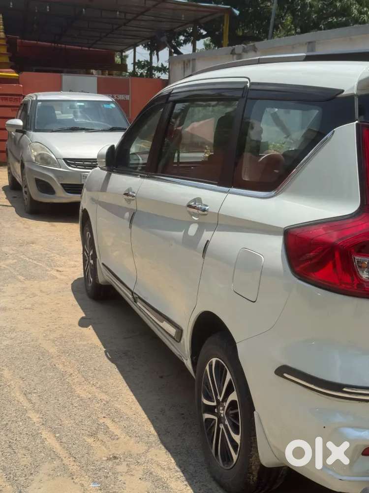 Maruti Suzuki Ertiga Zxi Cng 2024