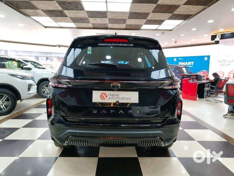 Tata Safari Adventure X Plus 7 Str Dark Edition At, 2024, Diesel