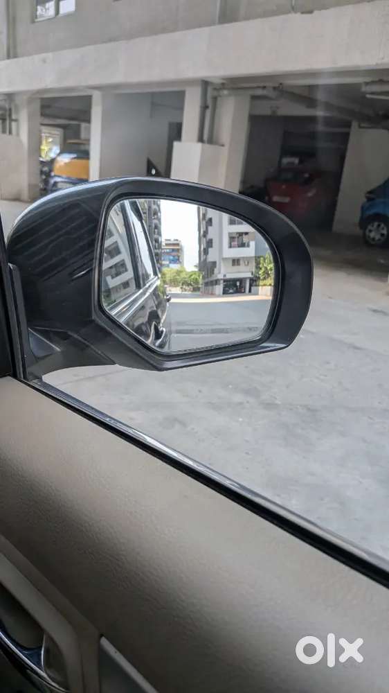 Maruti Suzuki Ertiga Zdi+ Shvs 2017